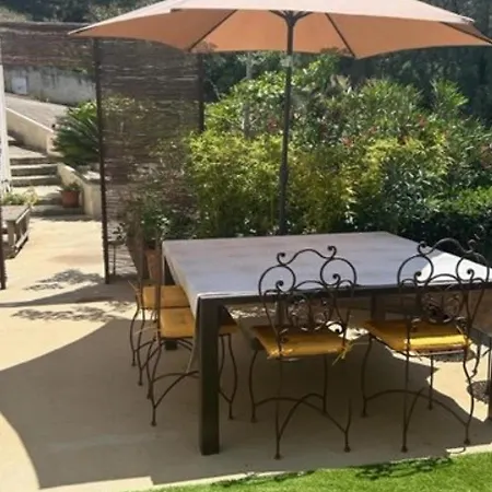 شقة En Rez-de-jardin 3 Pieces Avec Climatisation Et Parking Pres D'ajaccio - Fr-1-61-615 *
