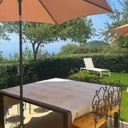 En Rez-de-jardin 3 Pieces Avec Climatisation Et Parking Pres D'ajaccio - Fr-1-61-615